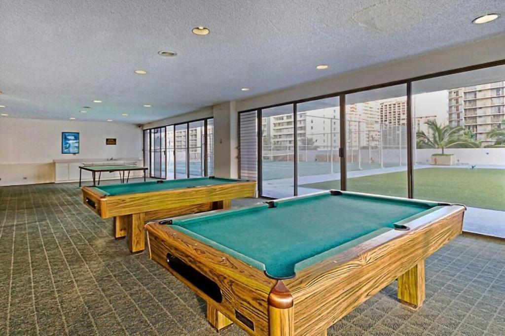 Heart Of Waikiki,1Bdrm,Free Parking, Wifi,No Resort Fees,Youtube,Netflix ! ホノルル エクステリア 写真
