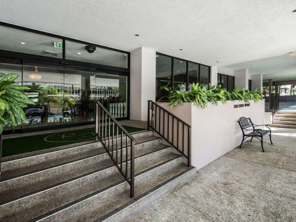 Heart Of Waikiki,1Bdrm,Free Parking, Wifi,No Resort Fees,Youtube,Netflix ! ホノルル エクステリア 写真
